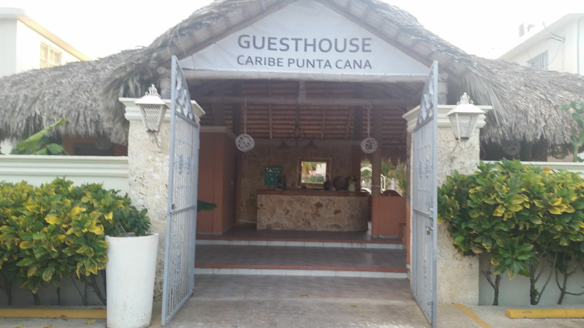 Guesthouse Caribe Punta Cana Баваро Екстер'єр фото